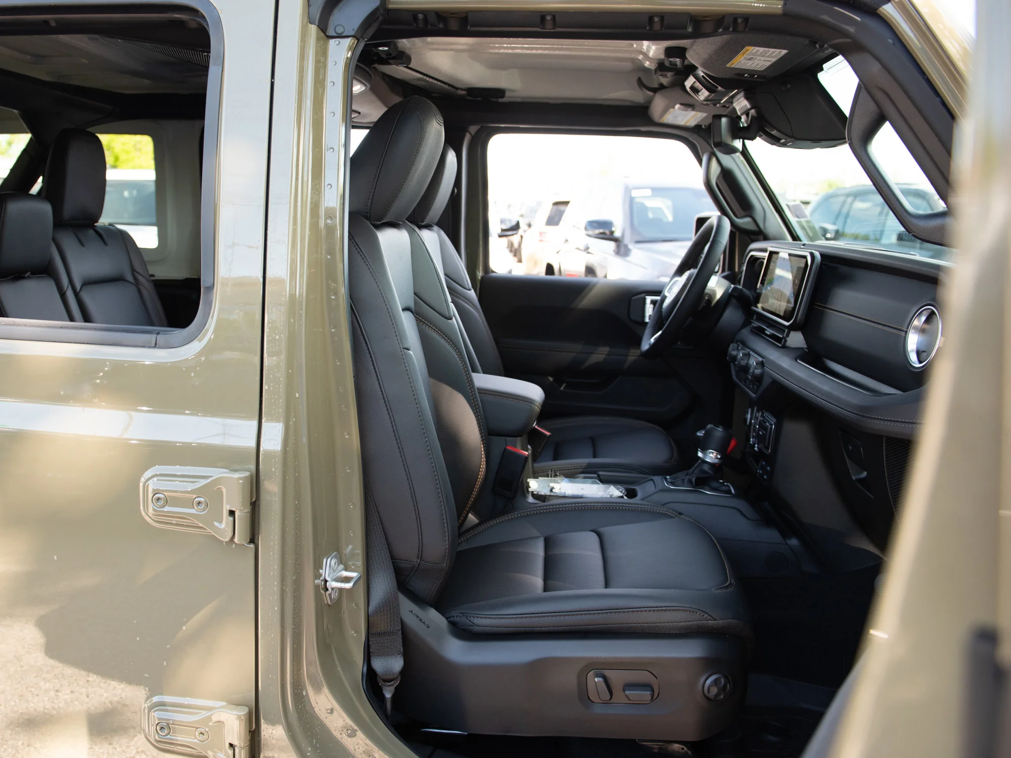 New 2026 41 Jeep Sahara* image 20