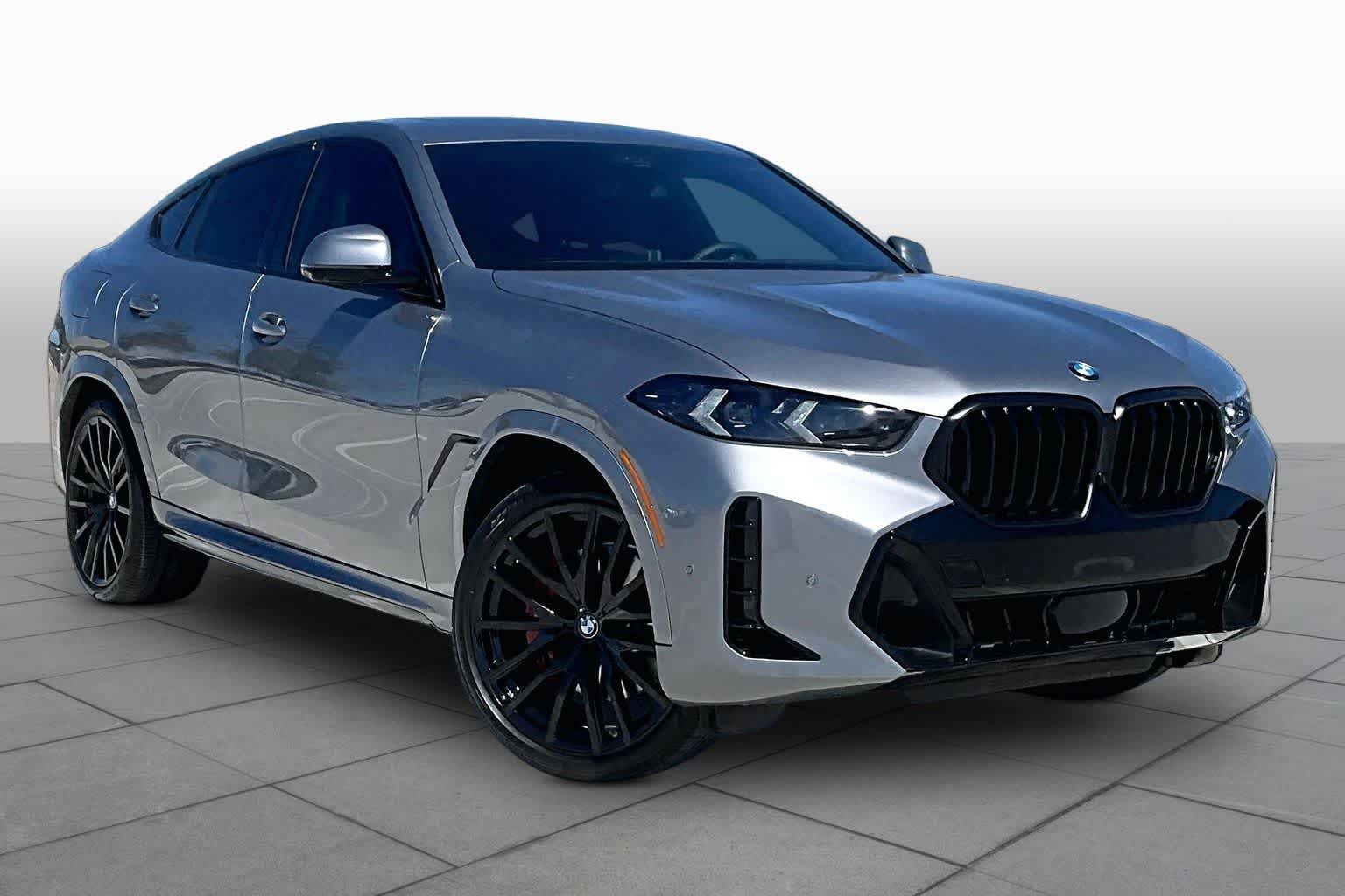Used 2026 Skyscraper Grey Metallic BMW xDrive40i image 2
