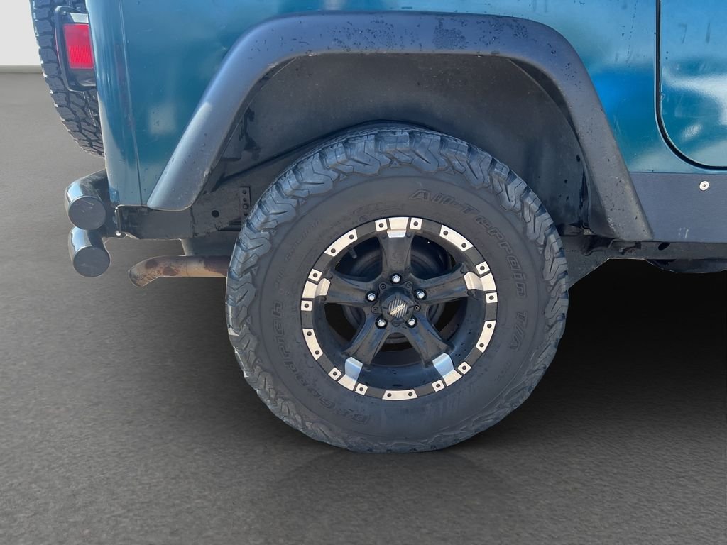 Used 1998  Jeep Sport image 26
