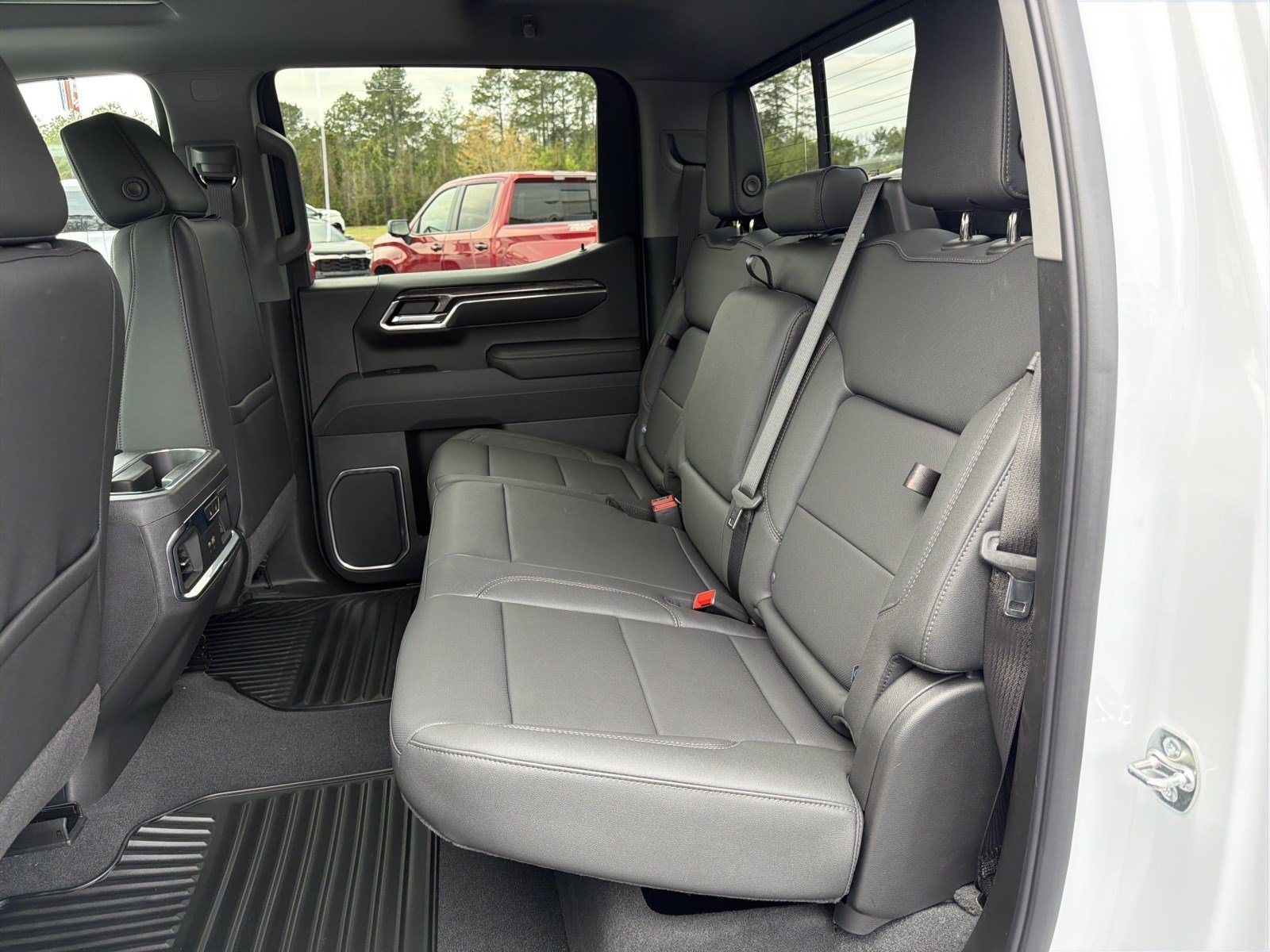 2026 Chevrolet Silverado 1500 LTZ - Photo 20