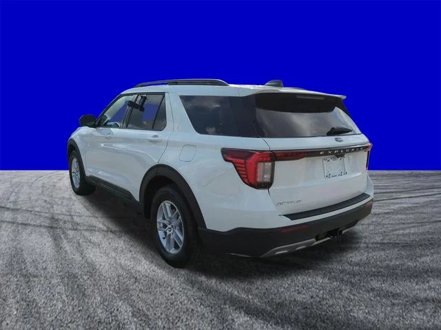 New 2026 Star White Metallic Tri-Coat Ford Active image 6