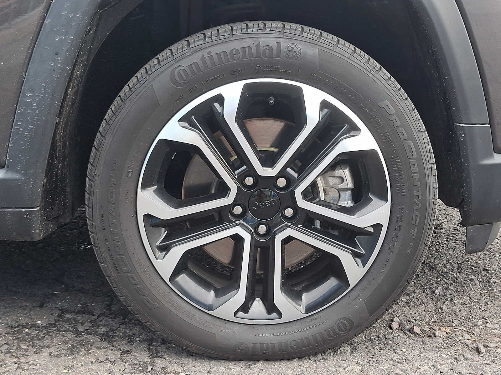 Used 2024 GRAY Jeep Limited image 8