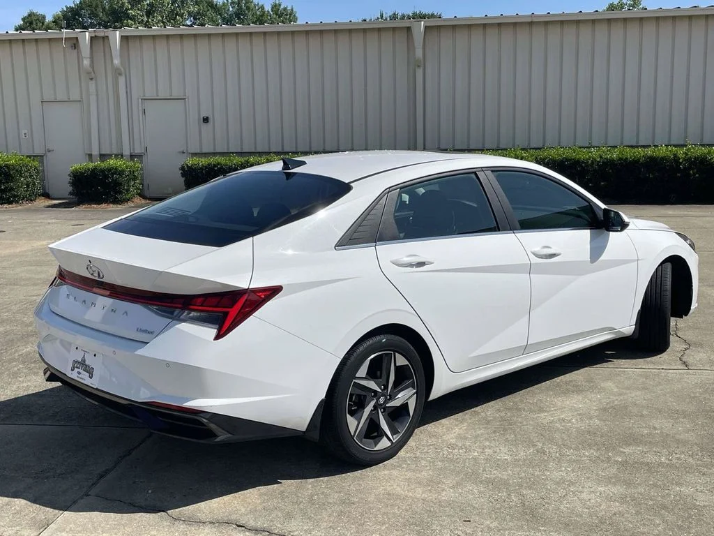Certified Used 2023 Serenity White Pearl Hyundai Limited image 3