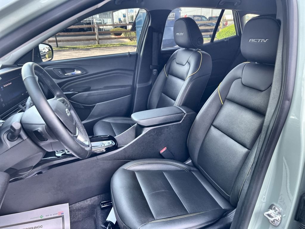 Used 2025 Green Chevrolet ACTIV image 11