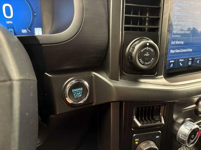 Used 2024 Black Metallic Ford XLT image 29