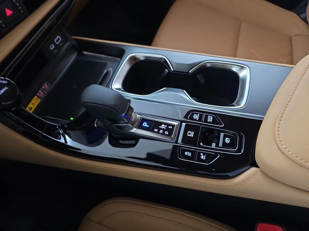 New 2026 Copper Crest Lexus 450h+ Premium image 23