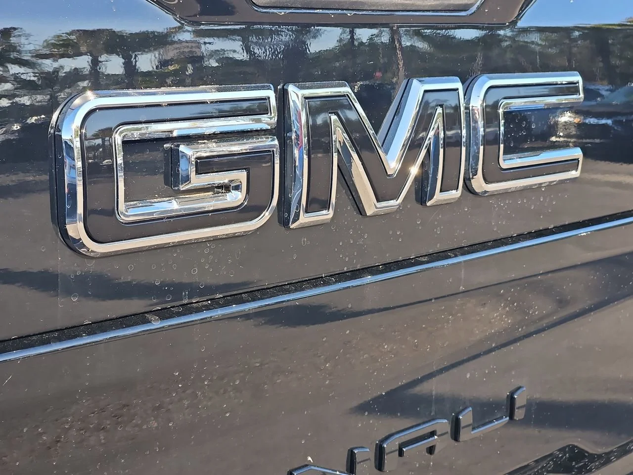 New 2026 Onyx Black GMC Denali Ultimate image 32