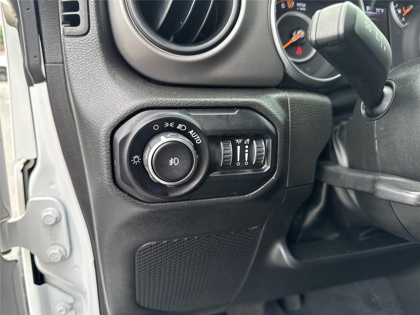 Used 2022 Bright White Clearcoat Jeep Unlimited Sport S image 20