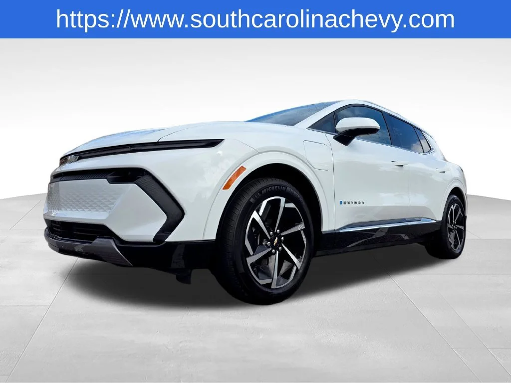 Used 2024 Summit White Chevrolet 2LT image 41