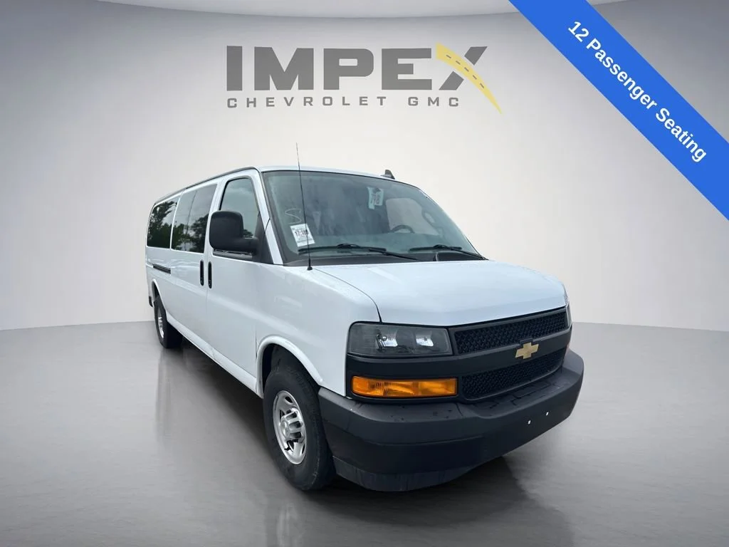 Used 2023 Summit White Chevrolet 1LS image 5