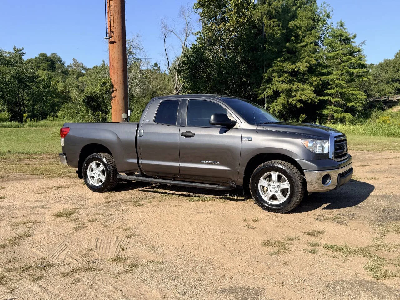 Used 2011 Gray Toyota Grade 4x2 4dr Double Cab Pickup SB (5.7L V8) image 7