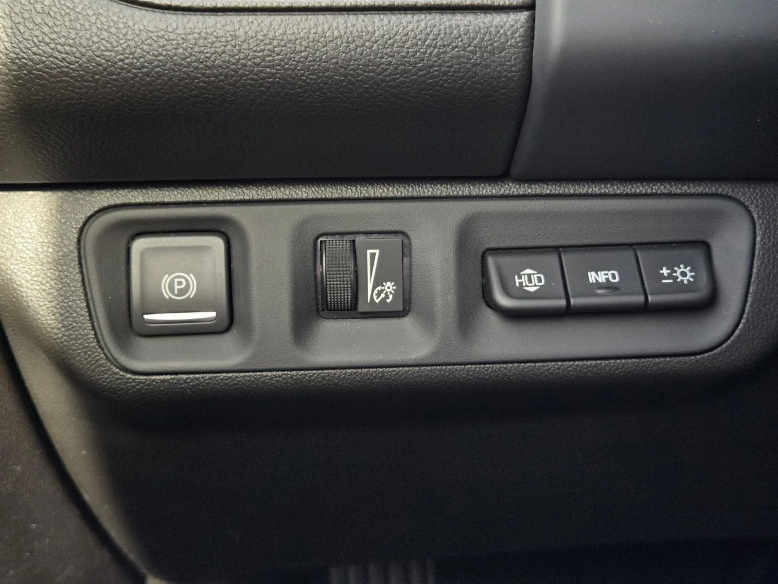 Used 2023 Ebony Twilight Metallic GMC Denali image 19