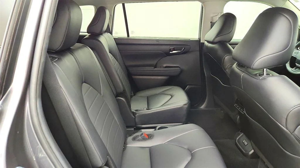 Used 2024 Magnetic Gray Metallic Toyota XLE AWD image 23