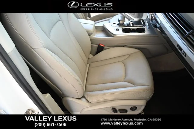 Used 2017 White Audi 2.0T Premium Plus image 19