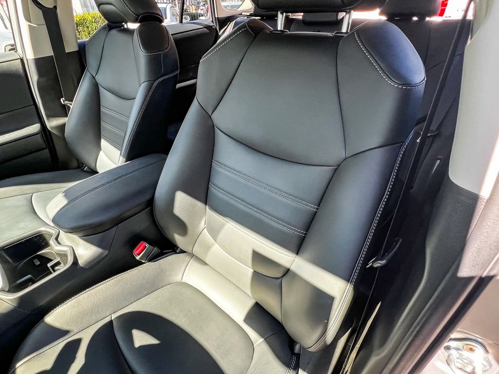 Used 2024 Silver Toyota XLE Premium image 25