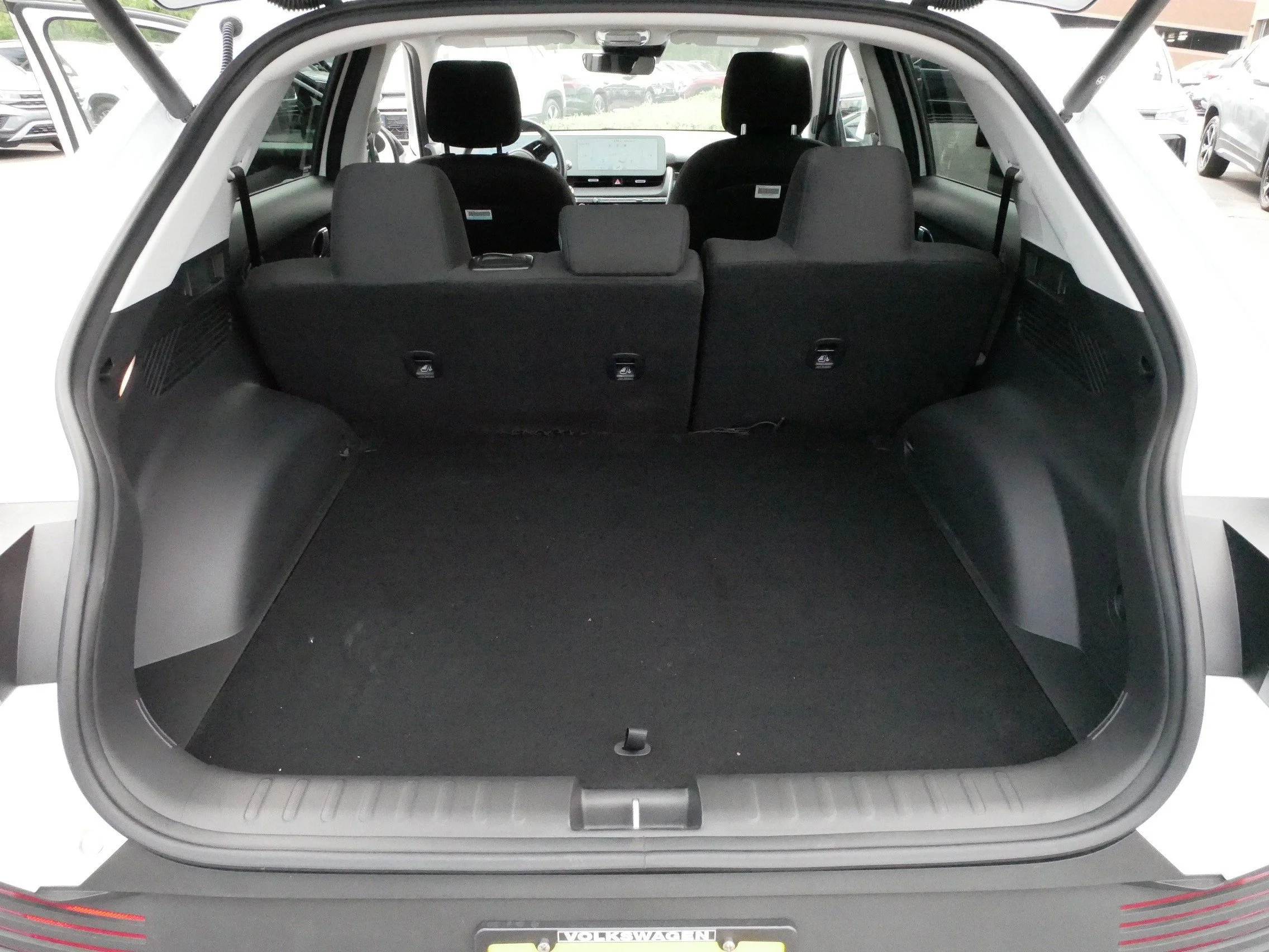 Used 2024 Atlas White Hyundai SEL image 18