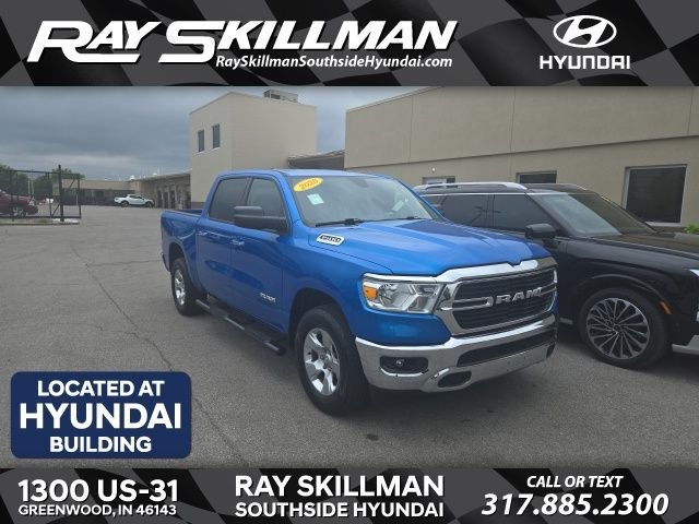 2020 RAM 1500 Big Horn/Lone Star 4x4 Crew Cab 5'7's photo