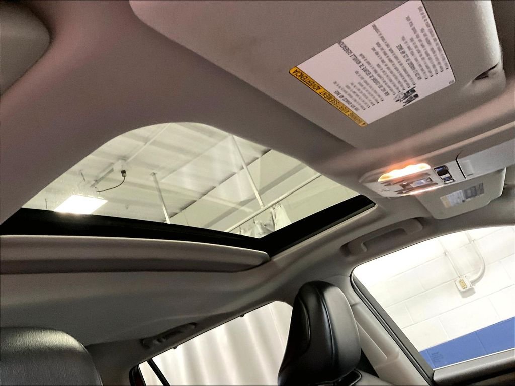 Used 2022 Red Toyota XLE image 22