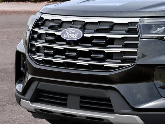 New 2027 Black Metallic Ford Active image 17