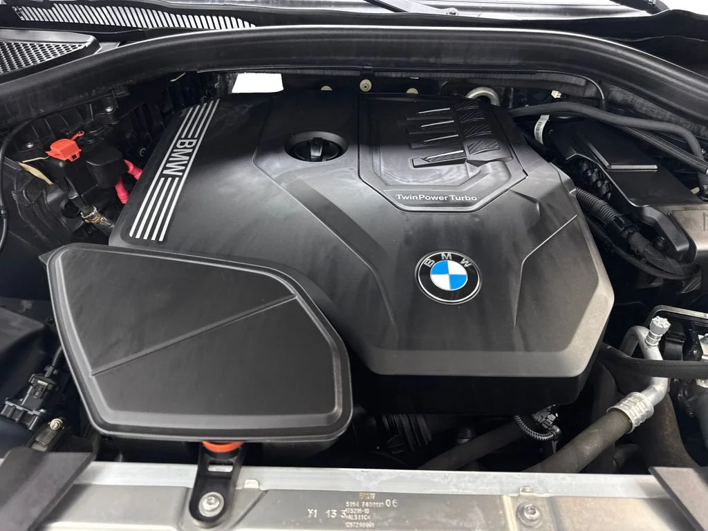 Used 2024 Gray BMW sDrive30i image 78