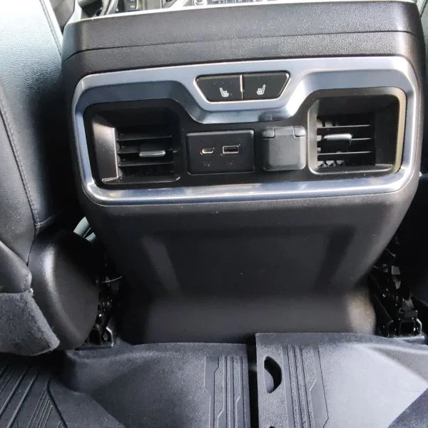 Used 2021 Silver GMC SLT Pickup 4D 5 3/4 ft image 39