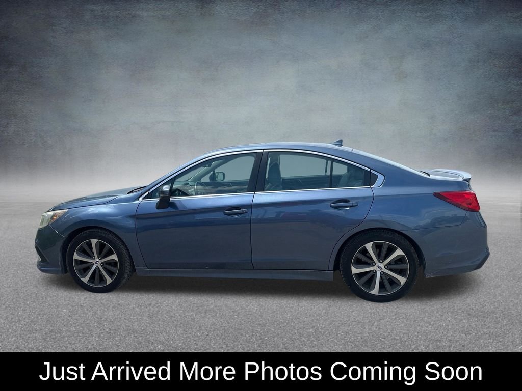 Used 2018 Twilight Blue Metallic Subaru 2.5i image 3