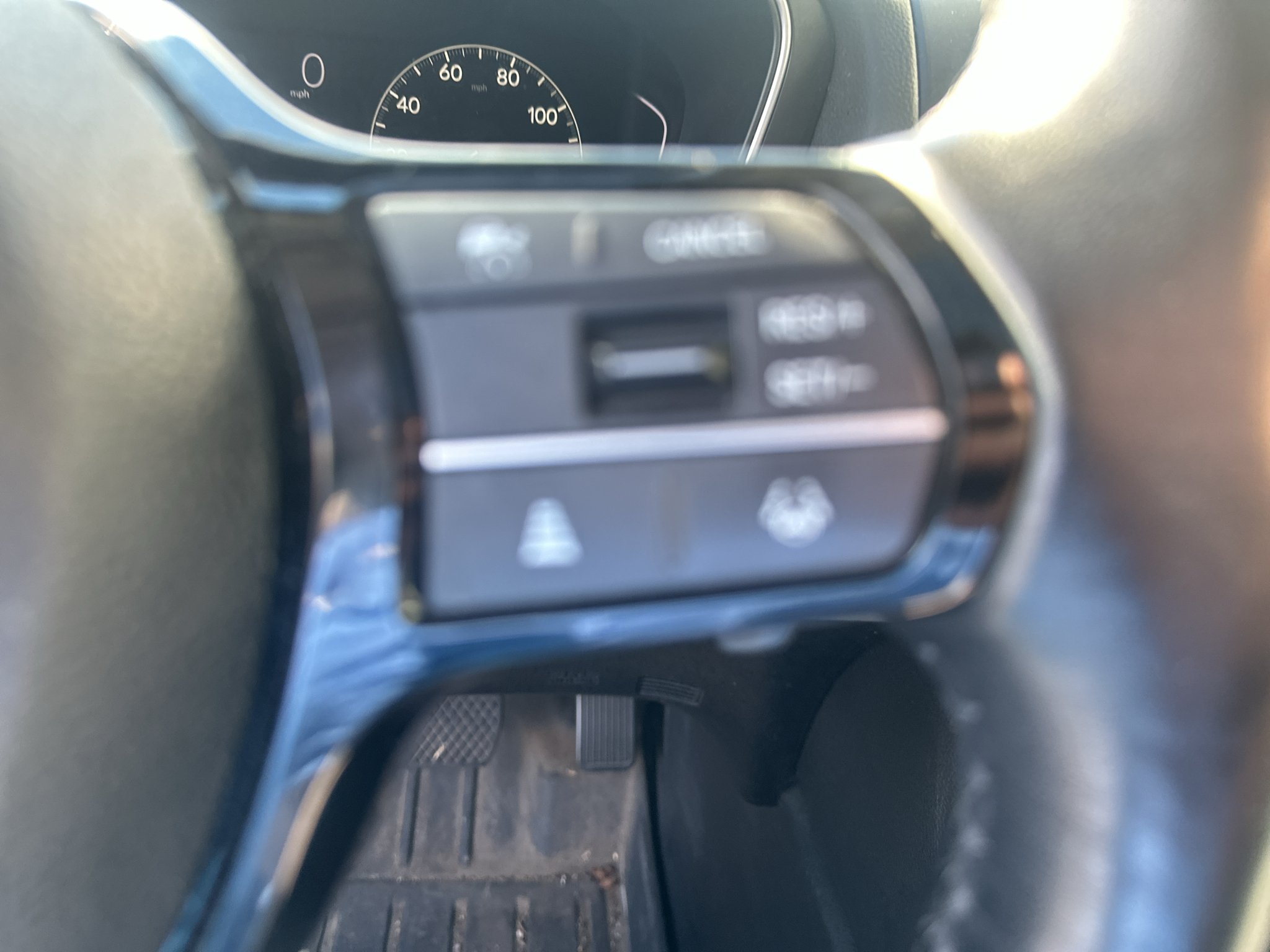Used 2024 White Honda Touring image 9