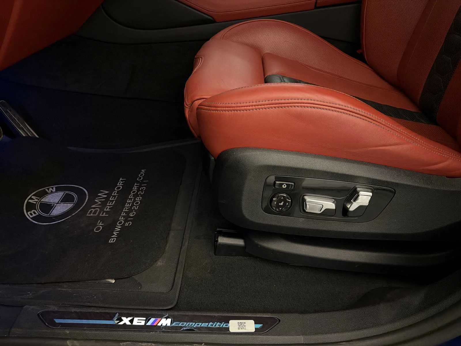 Used 2024 Marina Bay Blue Metallic BMW  image 10