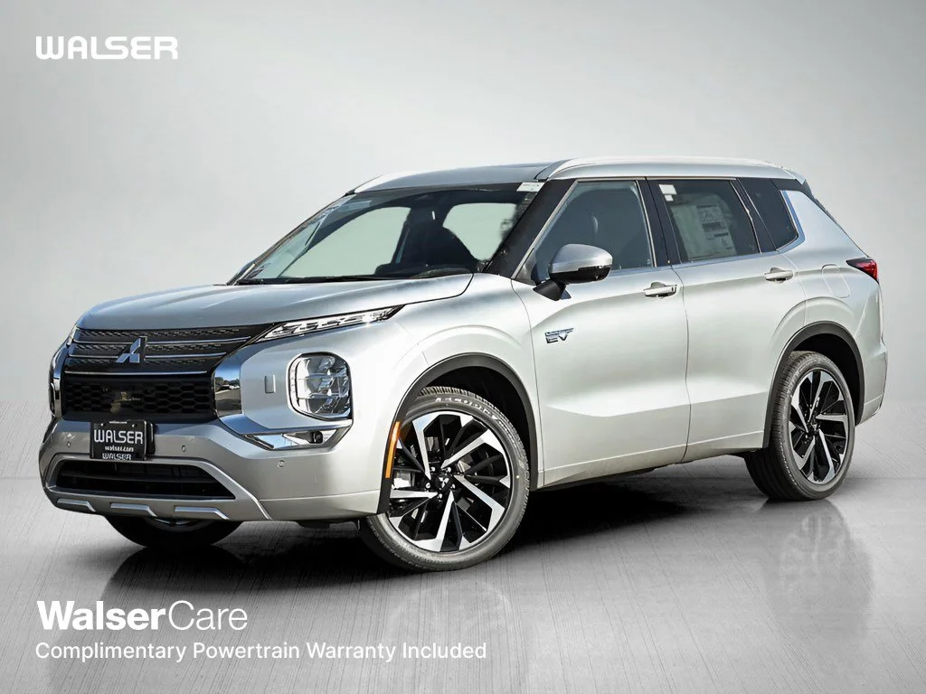 2025 Mitsubishi Outlander Plug-in Hybrid SEL S-AWC's photo
