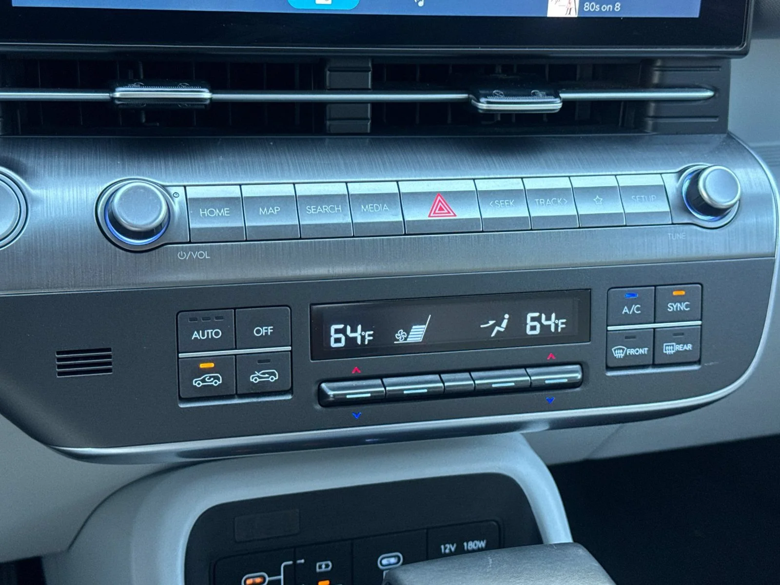 2025 Hyundai Kona SEL - Photo 22