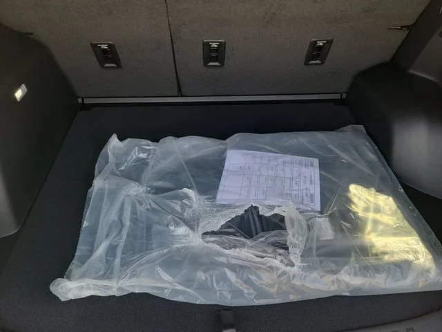 New 2027 Sterling Gray Metallic Chevrolet LT image 9