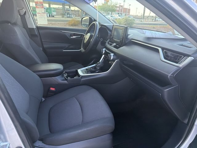 2019 Toyota RAV4 XLE - Photo 28