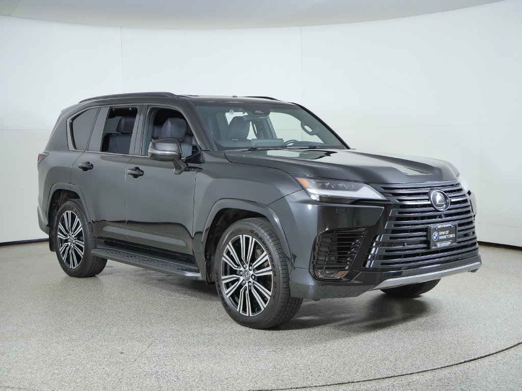 Used 2025 Black Lexus 600 Luxury image 8