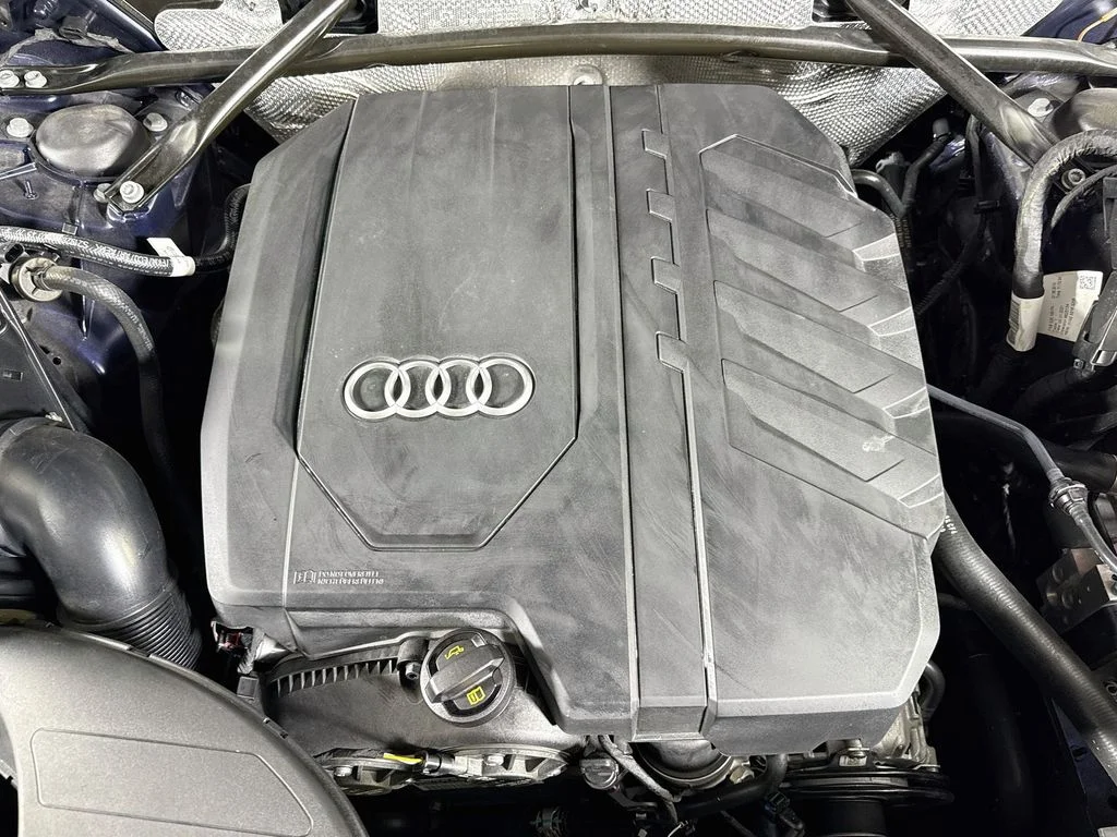 Used 2021 Navarra Blue Metallic Audi 45 Premium Plus image 22