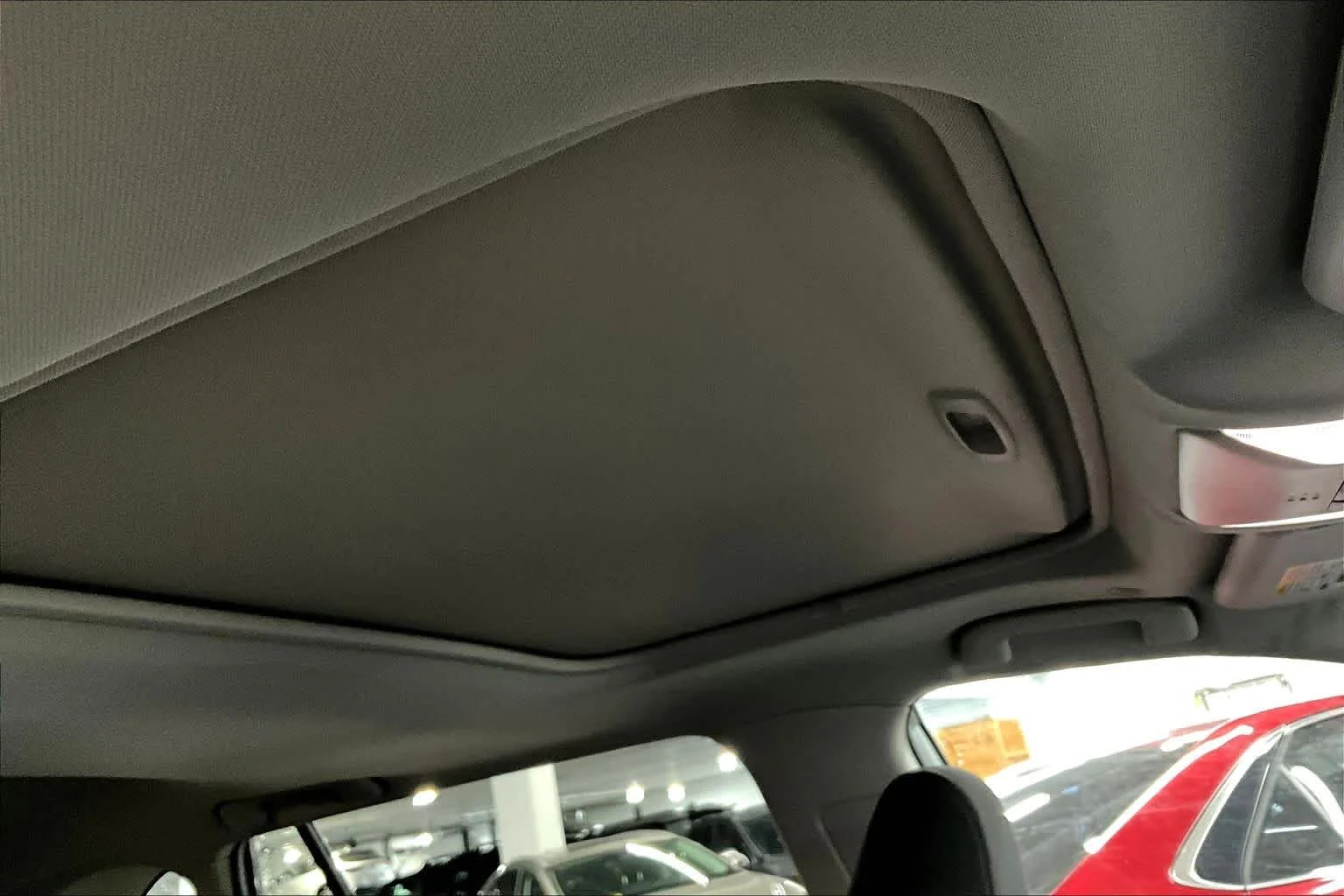2023 Toyota RAV4 XLE - Photo 13