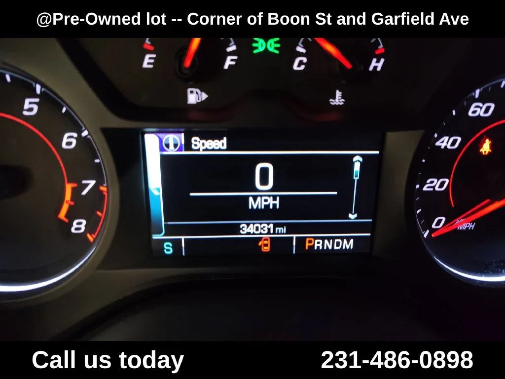 Used 2016  Chevrolet 2LT image 22