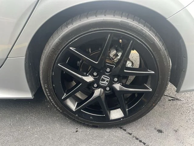 2025 Honda Civic Sport - Photo 29