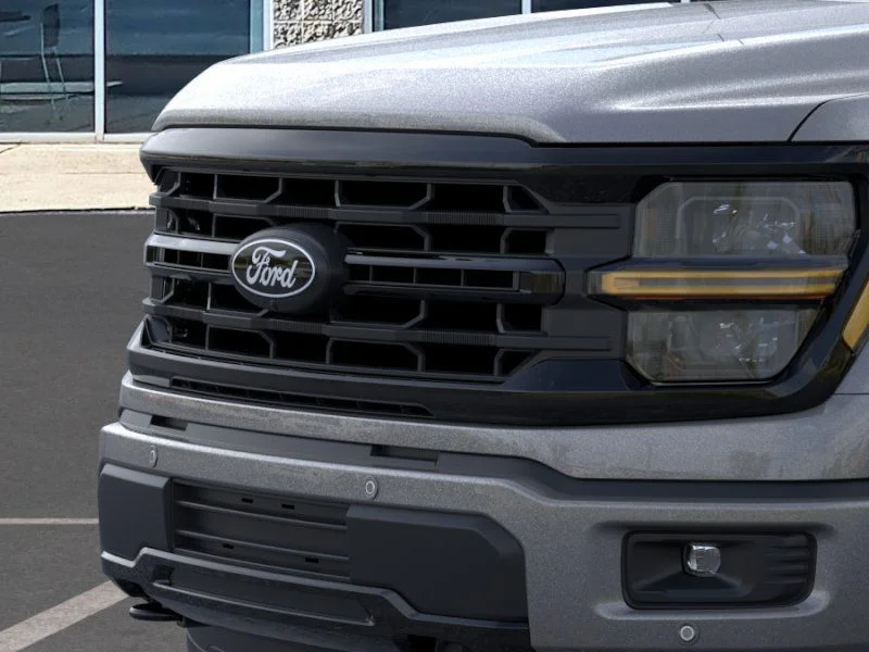 New 2026 Carbonized Gray Metallic Ford XLT image 17