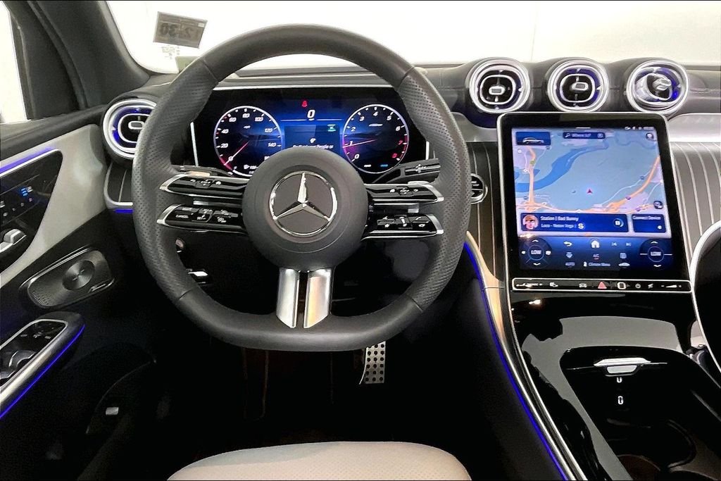 2026 Mercedes-Benz GLC Base - Photo 5