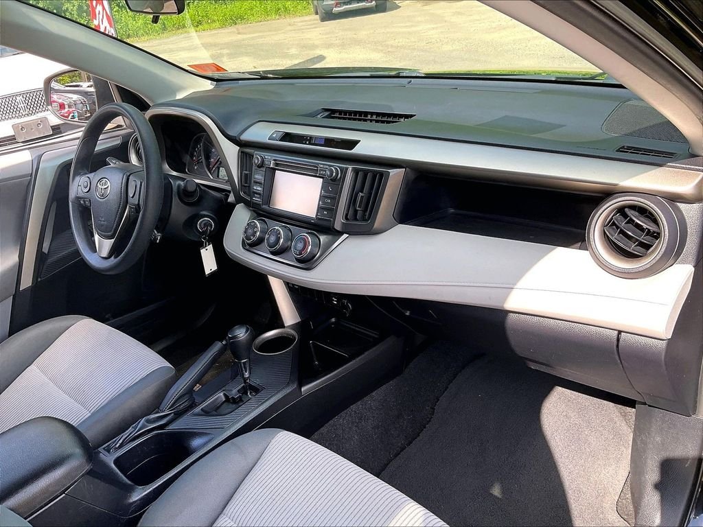 Used 2013 Black Toyota LE image 14