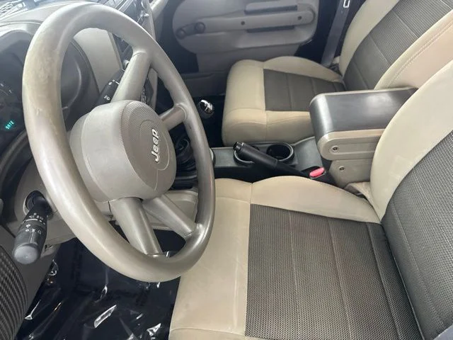 Used 2009 Black Jeep Unlimited X image 24