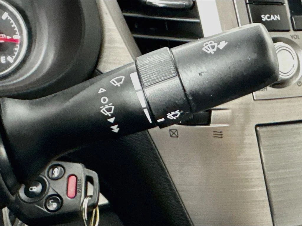 Used 2013 Silver Subaru 2.5i image 13