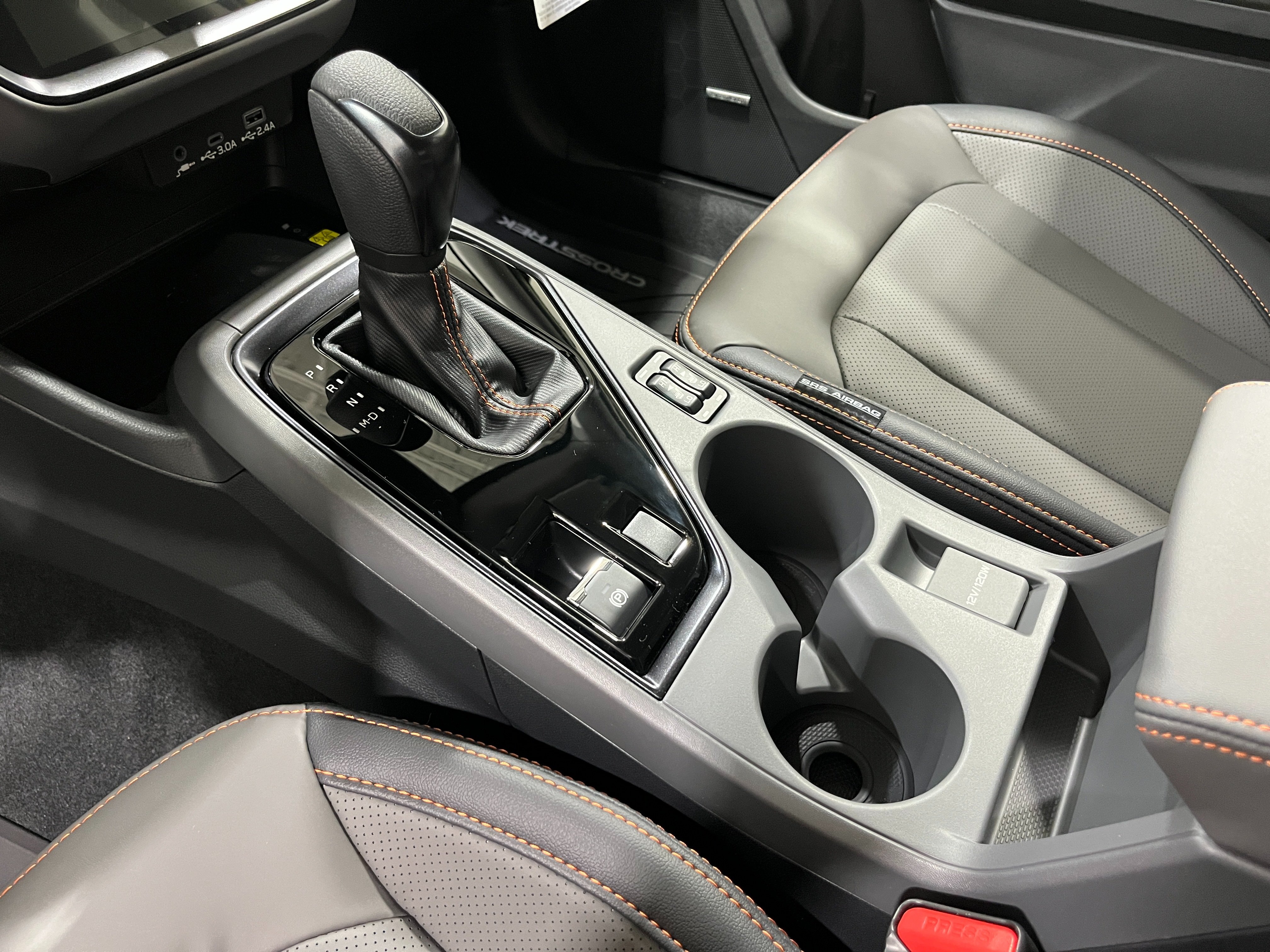 New 2026 CITRON YELLOW PEARL Subaru Limited Hybrid image 23