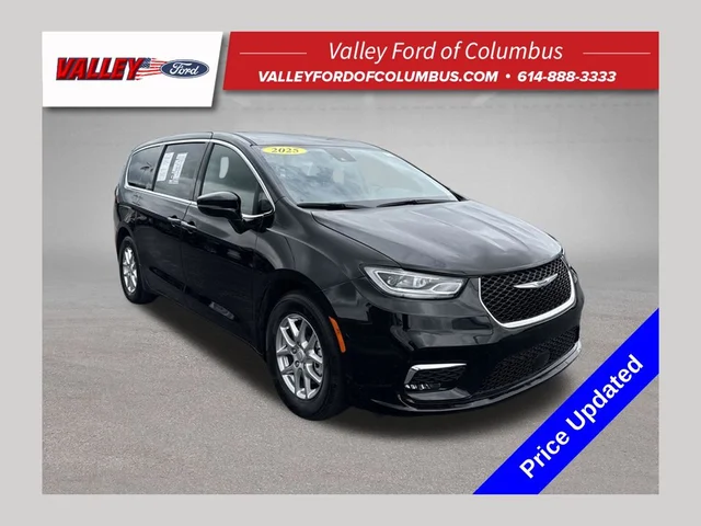 2025 Chrysler Pacifica Select