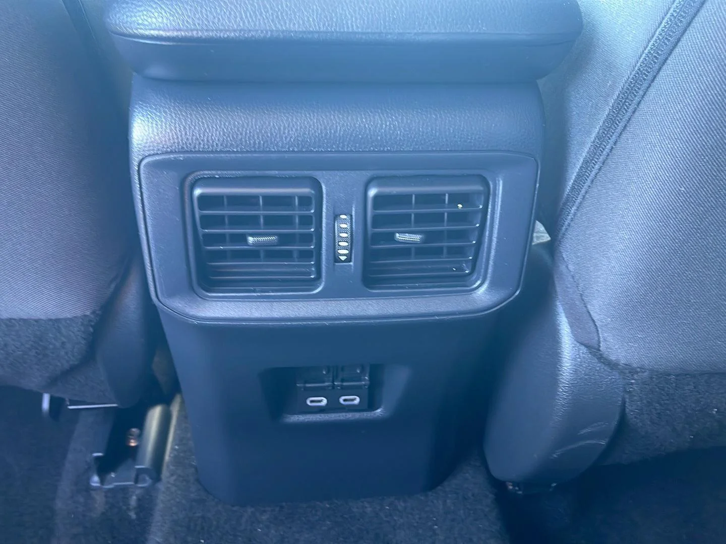 Used 2025 Silver Sky Metallic Toyota XLE image 14