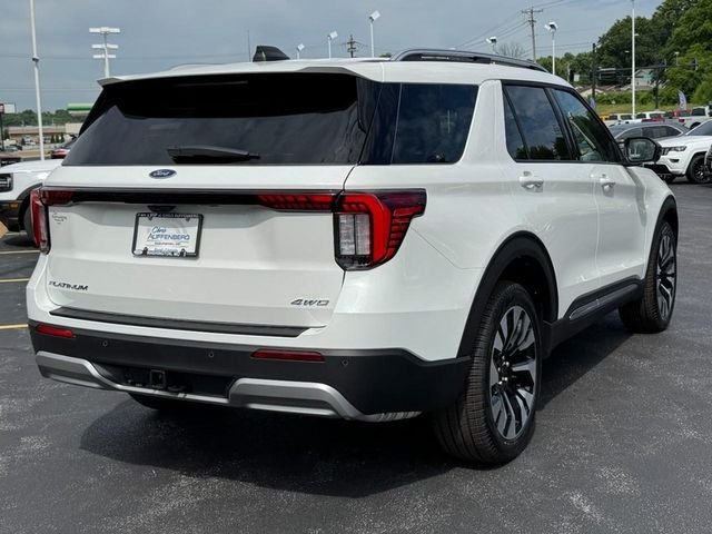 New 2026 Star White Metallic Tri-Coat Ford Platinum image 3