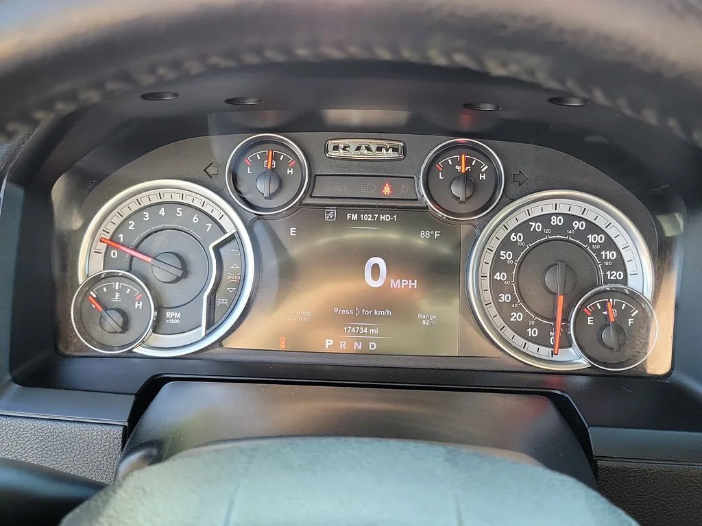 Used 2015 Silver Ram Sport image 9