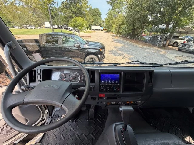 Used 2020 White Chevrolet Base image 20