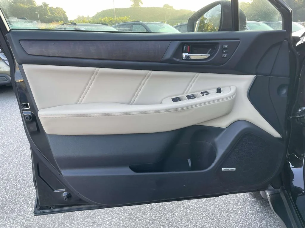 Used 2019 Crystal Black Silica Subaru Limited image 5