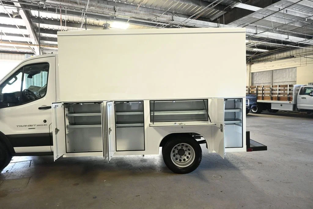 New 2025 Oxford White Ford Base image 23